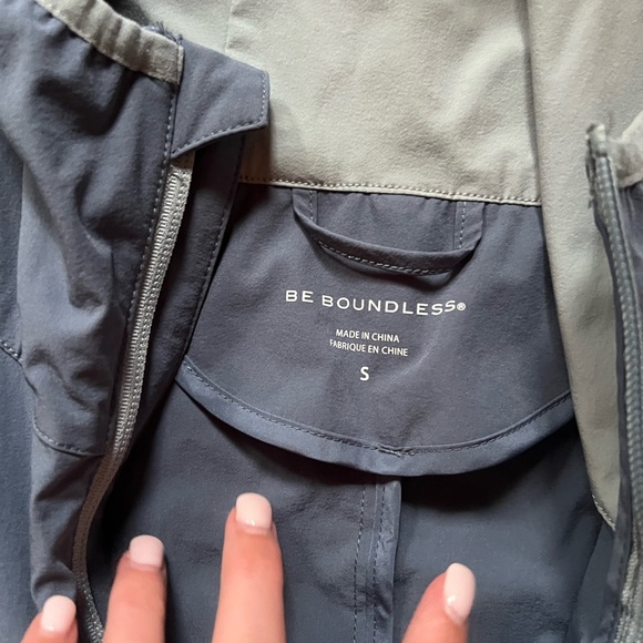 Boundless Men’s Rain Jacket Windbreaker Color Block Size S - Picture 3 of 11